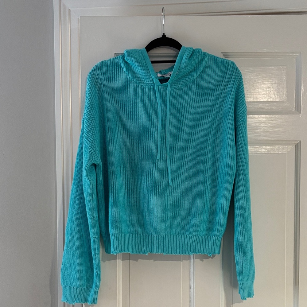 525 turquoise, shaker,cotton sweater-hoody.  Cropped. Small
